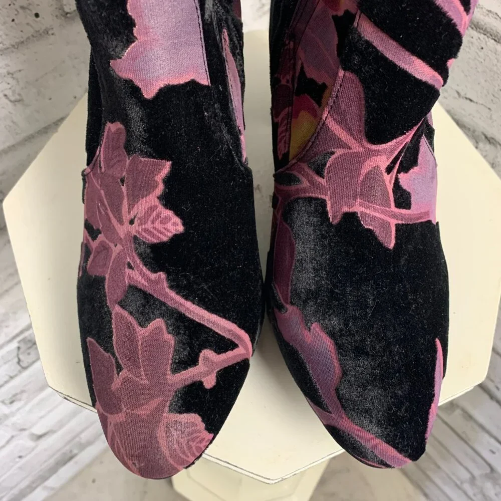 Steve Madden Velvet Floral Pointed Toe Block Heel Whimsigoth Ankle Boots - Picture 5 of 11